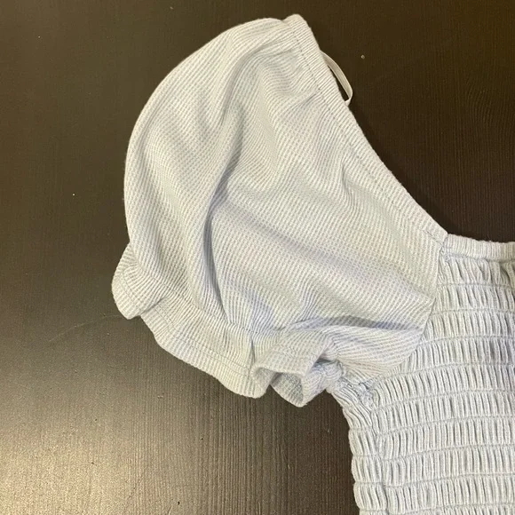 Aqua *Like New* Light Blue Puff Sleeve Top. Size M - Picture 6 of 6